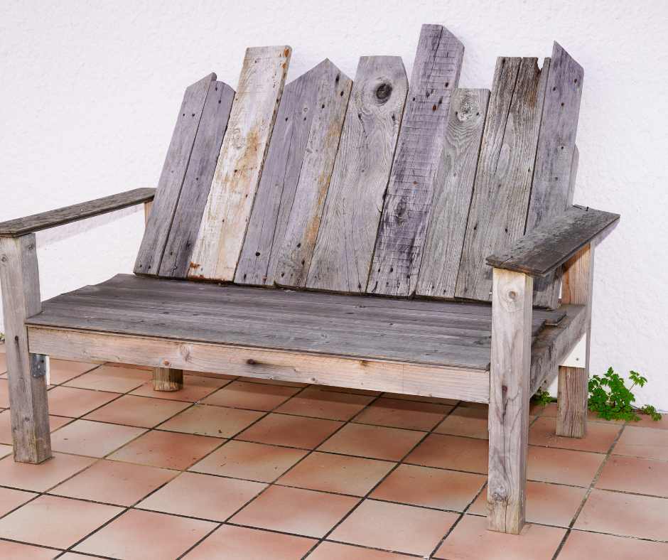 Pallet entryway bench.