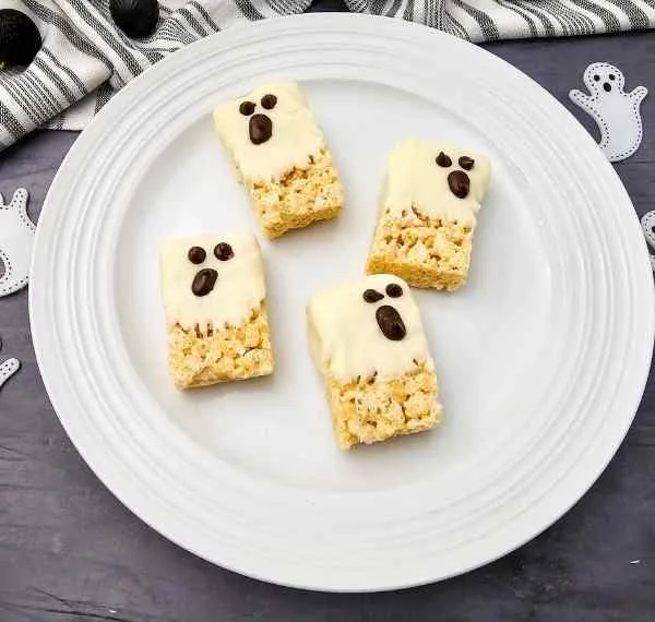 ghost Krispie treats