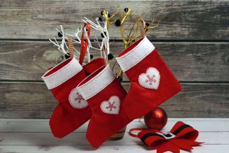 Image for DIY Mini Stocking Gift Card Holder With Pattern